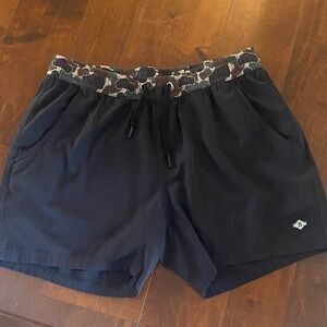 Burlebo Black Shorts with Camouflage Waistband & Liner